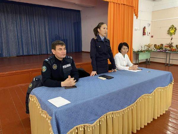 "Қыз Жібек" қыздар клубі
