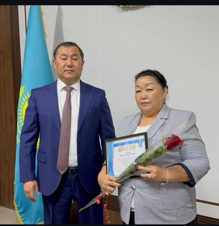 Ұстаздың өмір жолы — қазіргі жастарға үлкен өнеге.